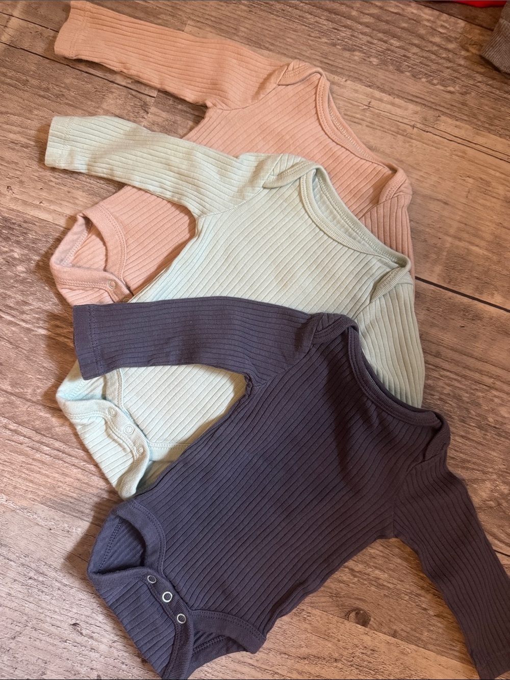 cloud island 3-Pack Ribbed Long-Sleeve Bodysuits - Peach, Mint, Charcoal